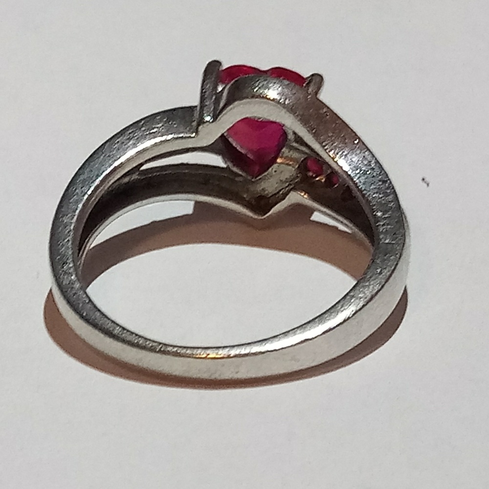Ring - Picture 4 of 5